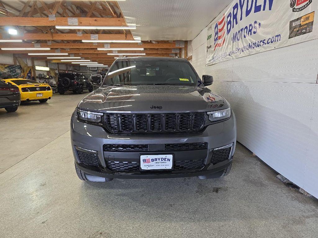 new 2025 Jeep Grand Cherokee L car, priced at $47,956