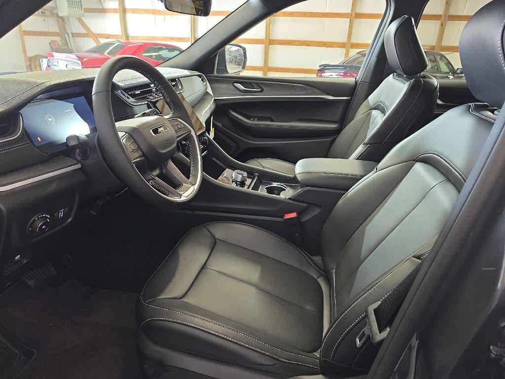 new 2025 Jeep Grand Cherokee L car, priced at $47,956