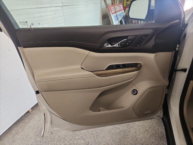 used 2019 GMC Acadia car, priced at $24,593