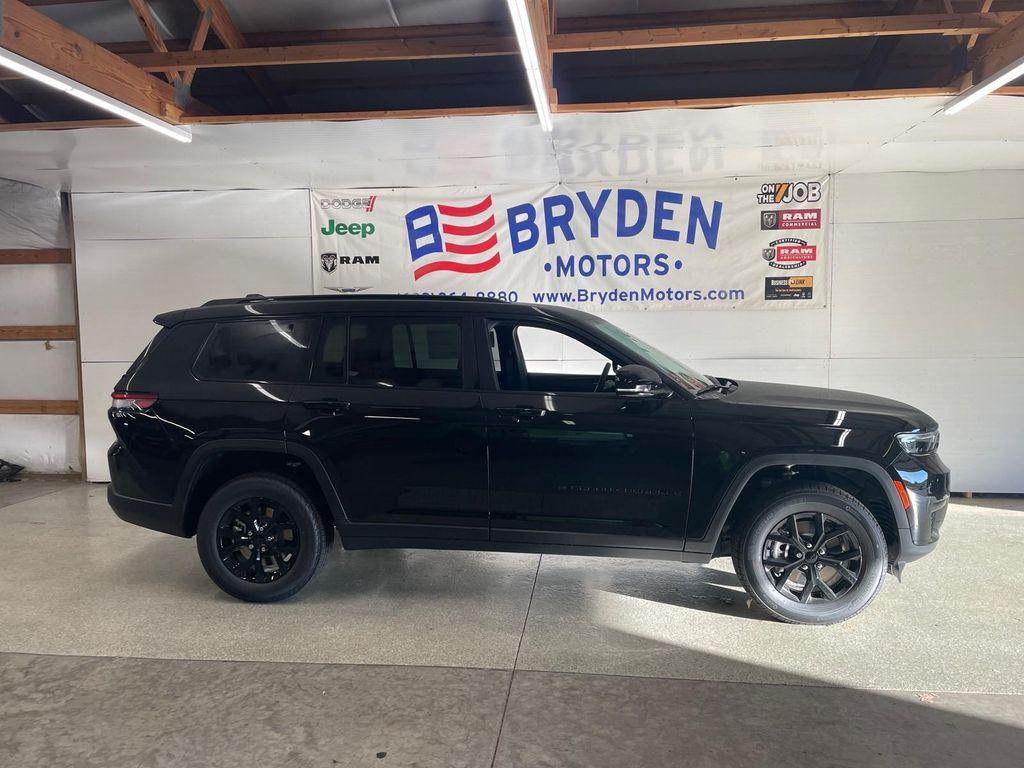 new 2025 Jeep Grand Cherokee L car, priced at $47,167