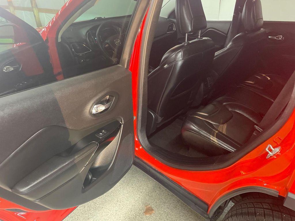 used 2021 Jeep Cherokee car, priced at $23,477