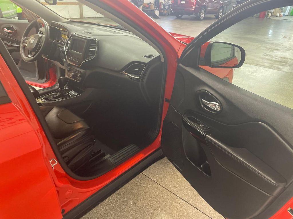 used 2021 Jeep Cherokee car, priced at $23,477