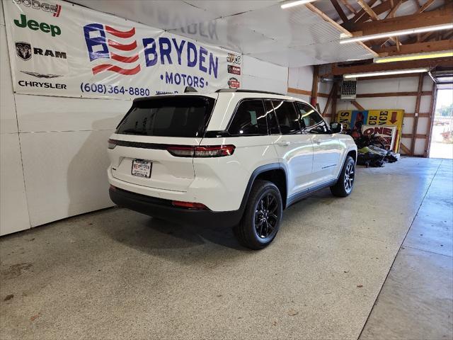 new 2025 Jeep Grand Cherokee car, priced at $45,185