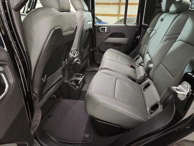 new 2025 Jeep Gladiator car, priced at $61,289