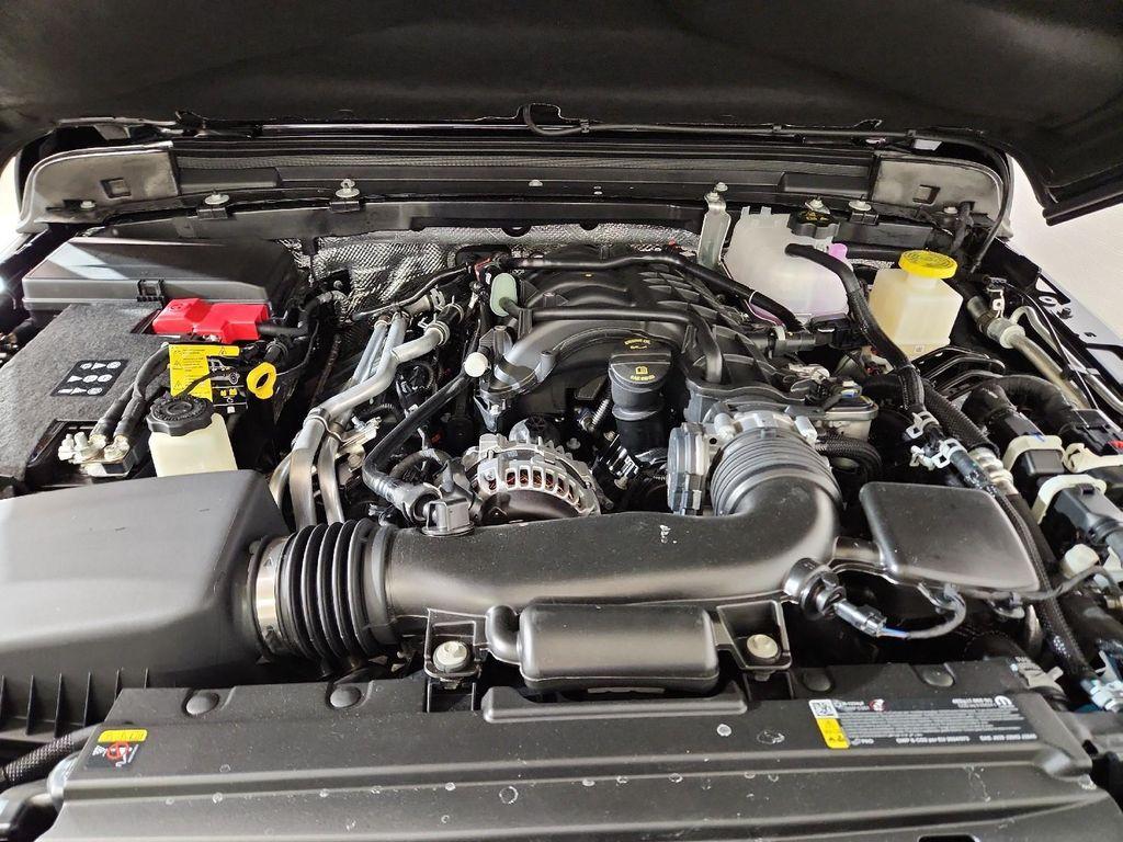 new 2025 Jeep Gladiator car, priced at $60,990