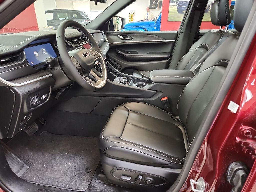 new 2025 Jeep Grand Cherokee L car, priced at $50,844