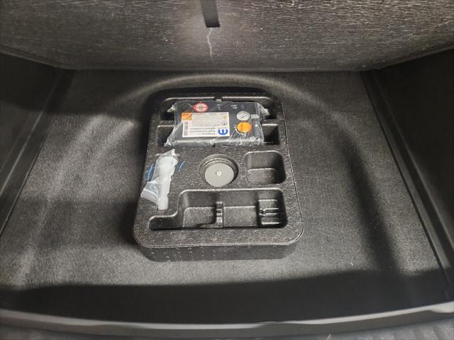 new 2025 Jeep Compass car, priced at $30,692