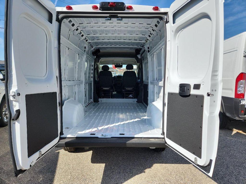 new 2025 Ram ProMaster 2500 car, priced at $47,890