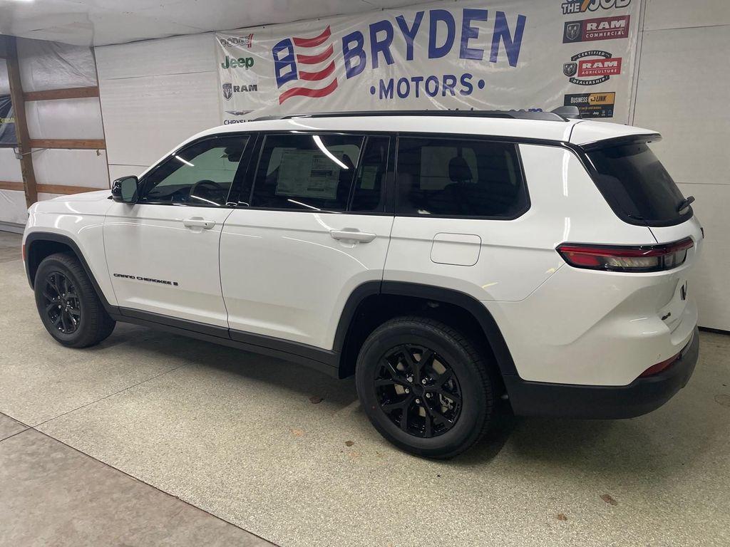 new 2025 Jeep Grand Cherokee L car, priced at $47,527