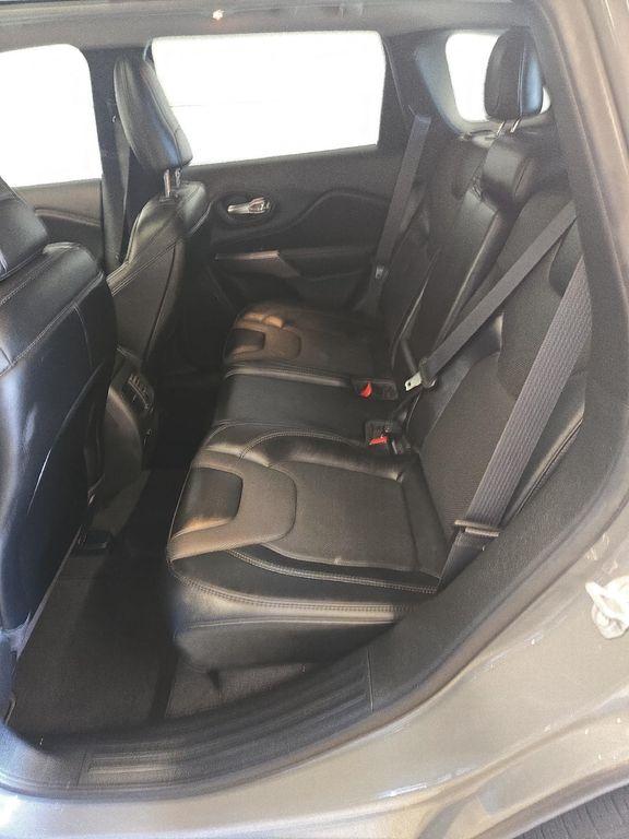 used 2022 Jeep Cherokee car, priced at $25,894