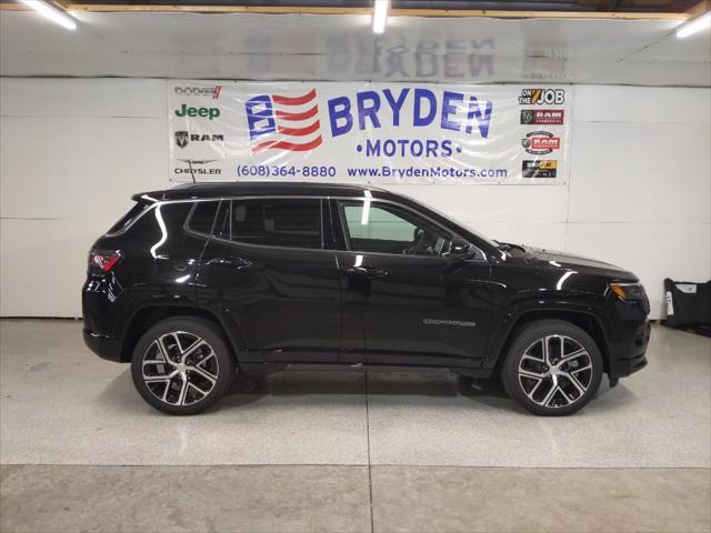 new 2024 Jeep Compass car, priced at $37,498