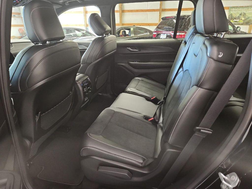 new 2025 Jeep Grand Cherokee L car, priced at $45,527