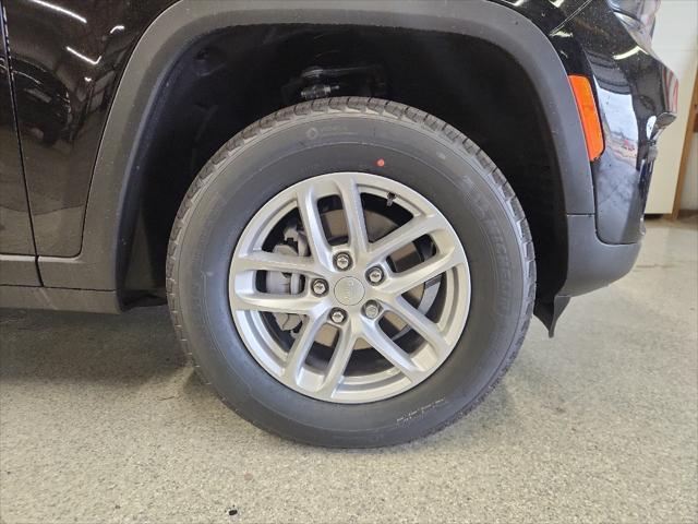 new 2025 Jeep Grand Cherokee car, priced at $42,865