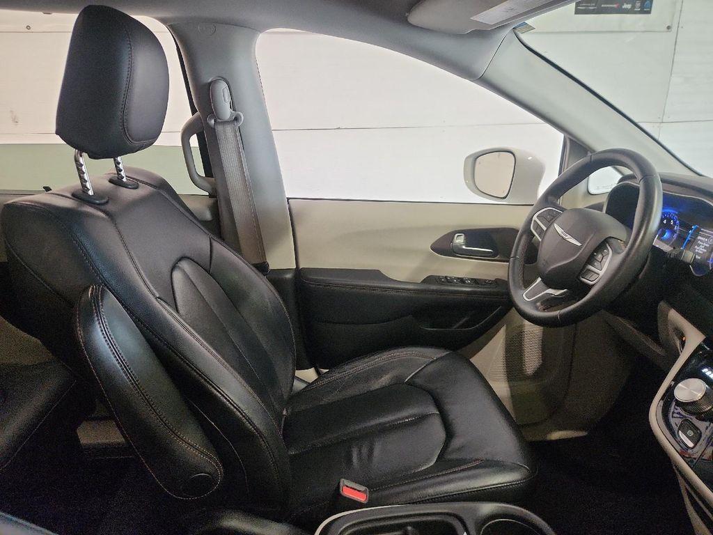 used 2017 Chrysler Pacifica car, priced at $16,771