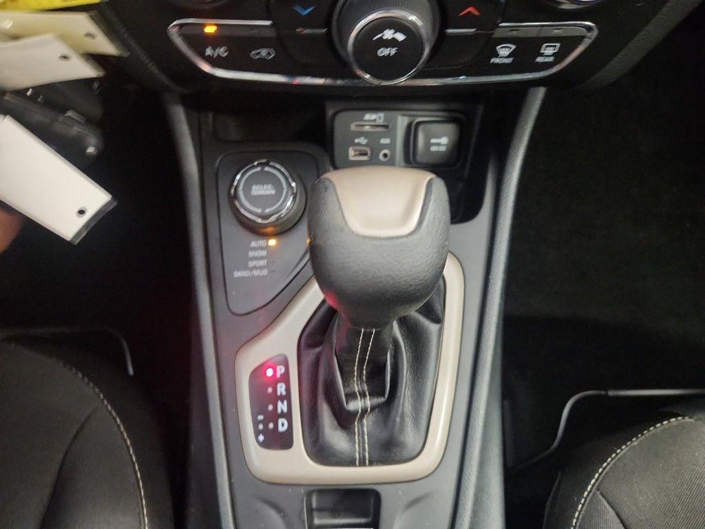 used 2014 Jeep Cherokee car, priced at $11,483