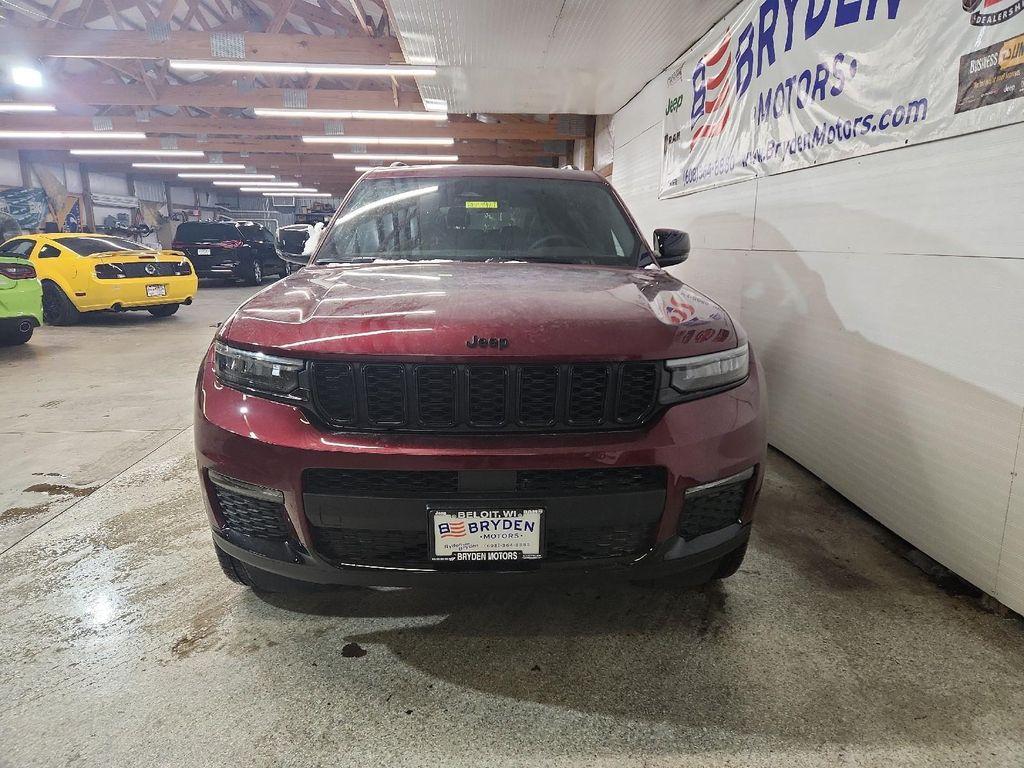 new 2025 Jeep Grand Cherokee L car, priced at $50,195