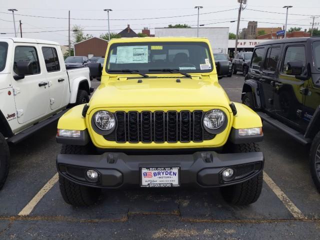 new 2024 Jeep Gladiator car, priced at $45,497
