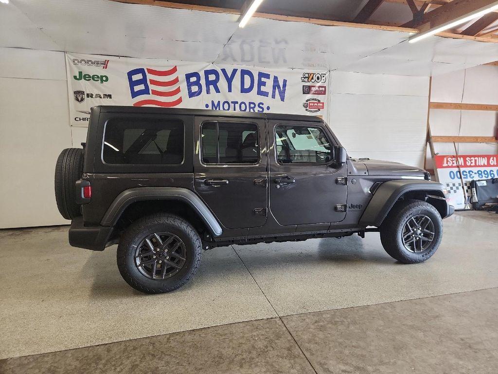 new 2025 Jeep Wrangler car, priced at $48,990