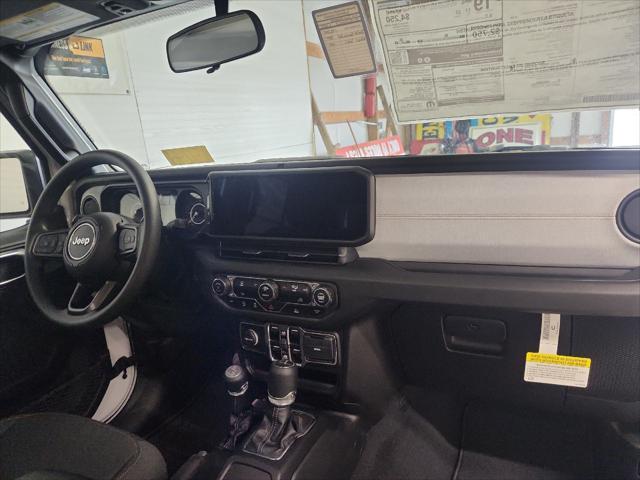 new 2025 Jeep Gladiator car, priced at $42,375