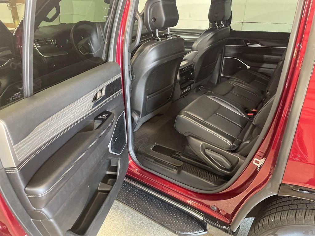 used 2023 Jeep Wagoneer car, priced at $41,983