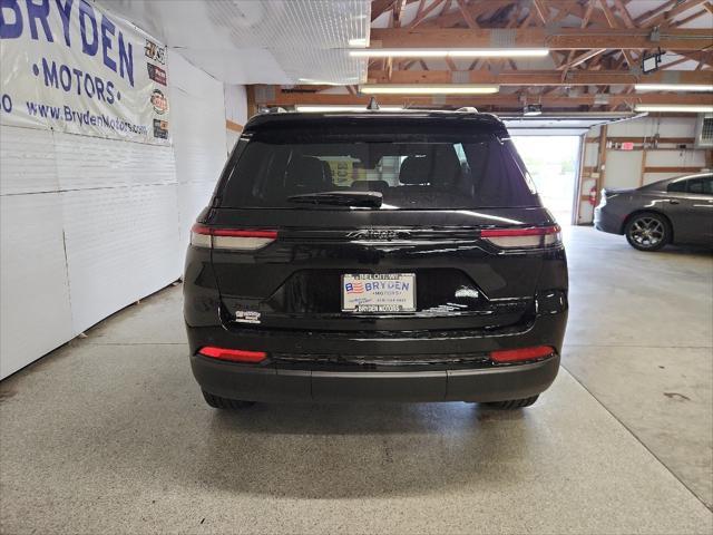 new 2025 Jeep Grand Cherokee car, priced at $50,190