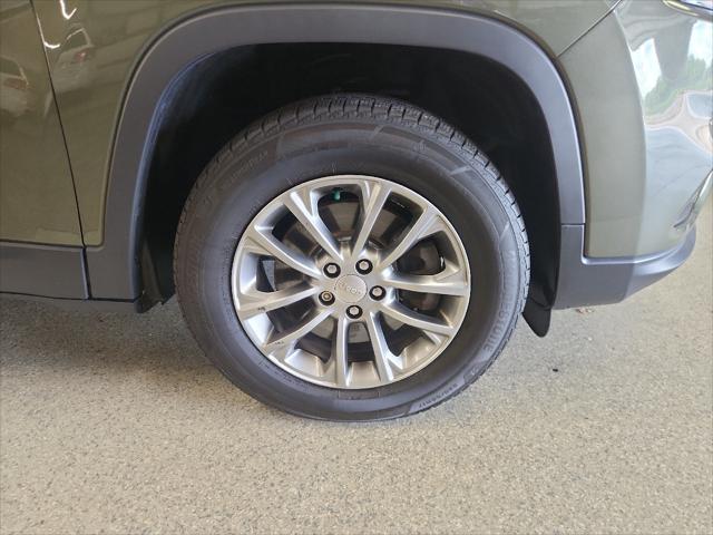 used 2019 Jeep Cherokee car, priced at $11,676