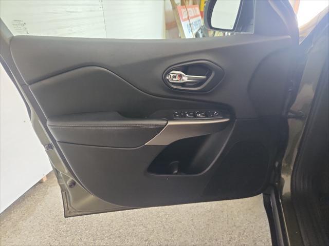 used 2019 Jeep Cherokee car, priced at $11,676