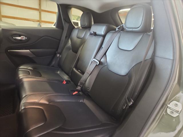 used 2019 Jeep Cherokee car, priced at $11,676