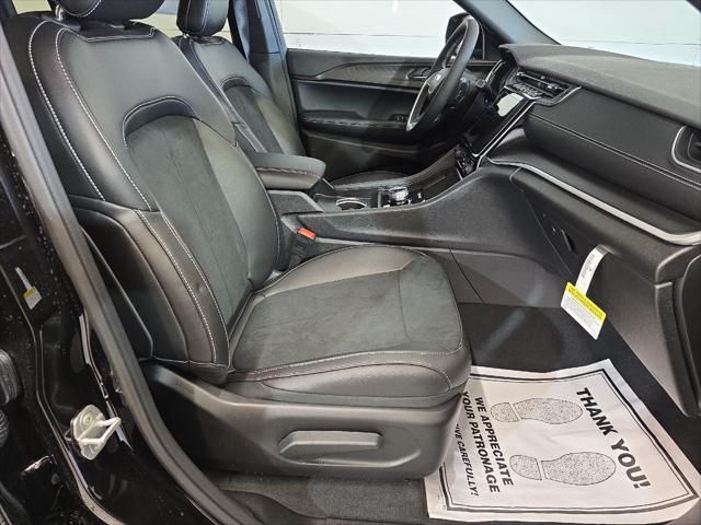 new 2025 Jeep Grand Cherokee L car, priced at $48,295