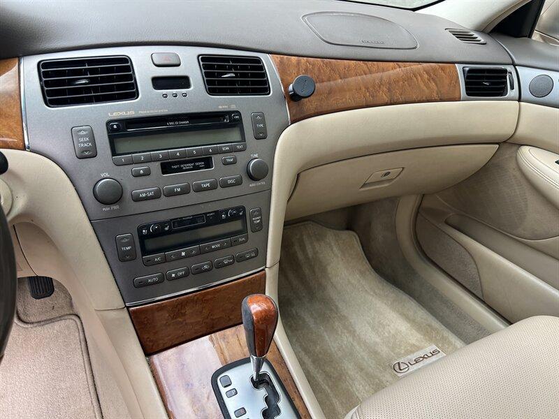 used 2005 Lexus ES 330 car, priced at $4,998