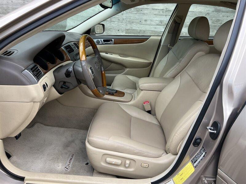 used 2005 Lexus ES 330 car, priced at $4,998