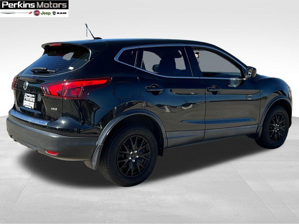 used 2019 Nissan Rogue Sport car, priced at $14,794