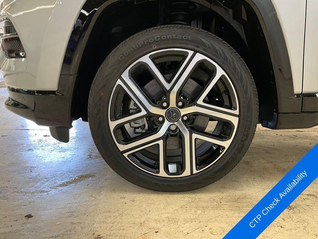 new 2025 Jeep Compass car, priced at $33,340