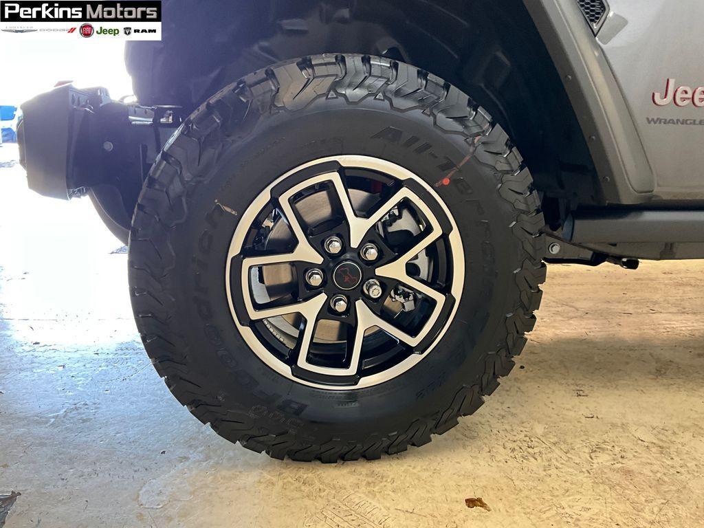 new 2025 Jeep Wrangler car, priced at $53,091