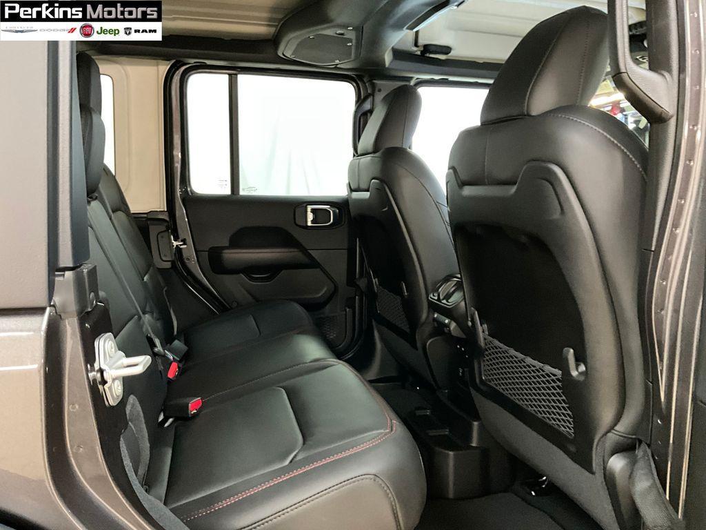 new 2025 Jeep Wrangler car, priced at $53,091