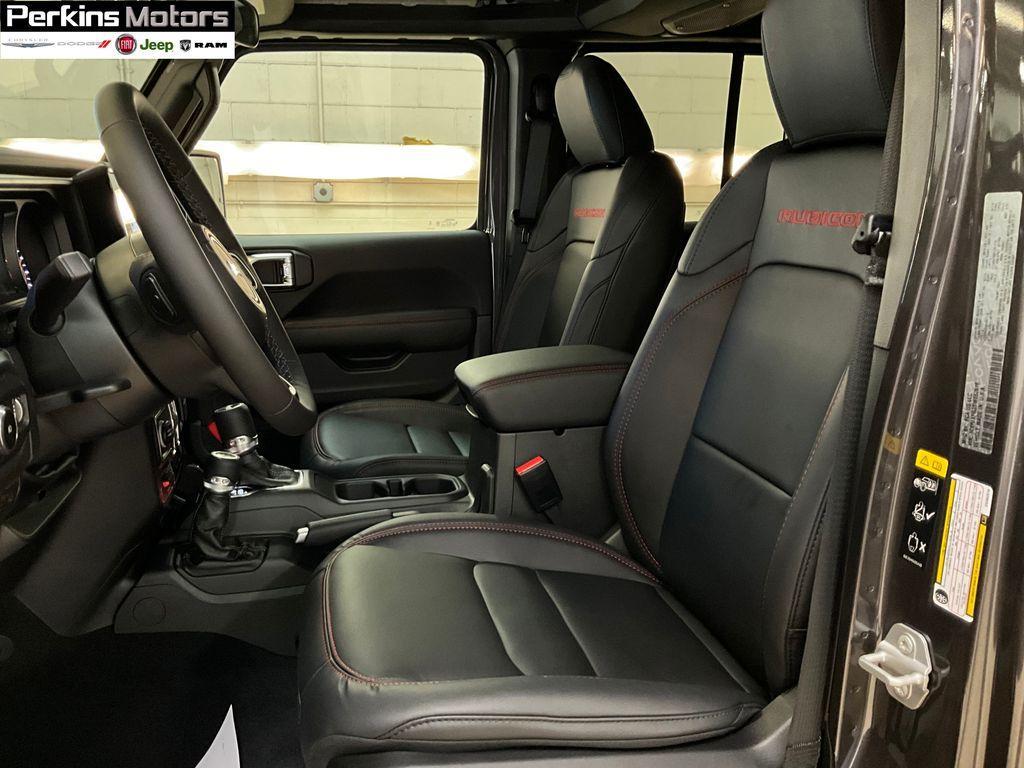 new 2025 Jeep Wrangler car, priced at $53,091