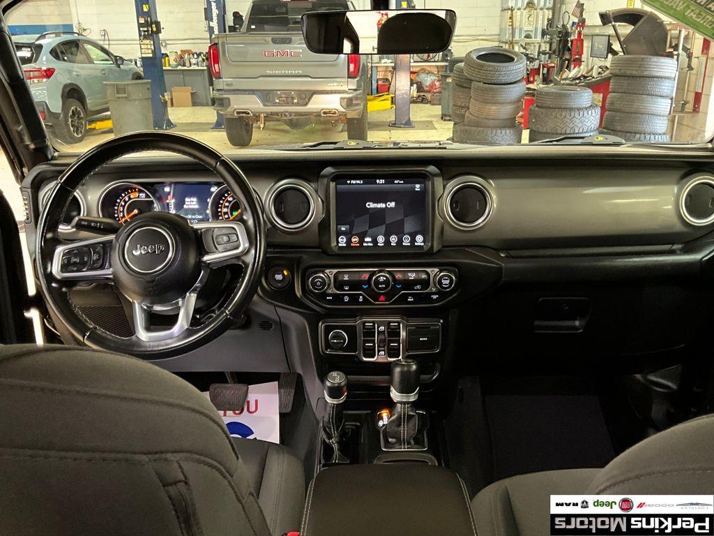 used 2022 Jeep Wrangler Unlimited car, priced at $31,599