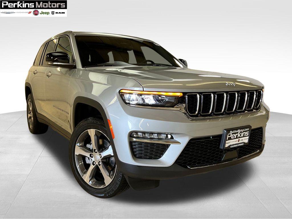 new 2025 Jeep Grand Cherokee car, priced at $46,912