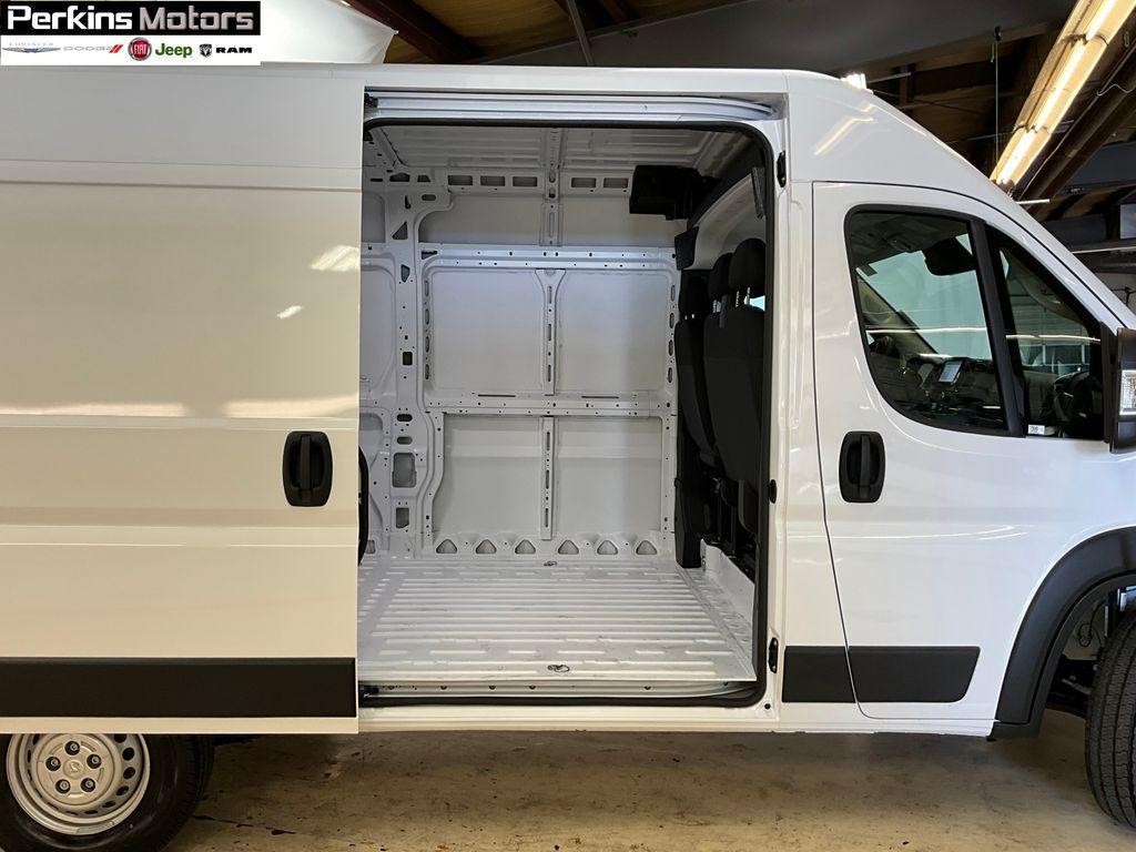 new 2025 Ram ProMaster 1500 car, priced at $48,713