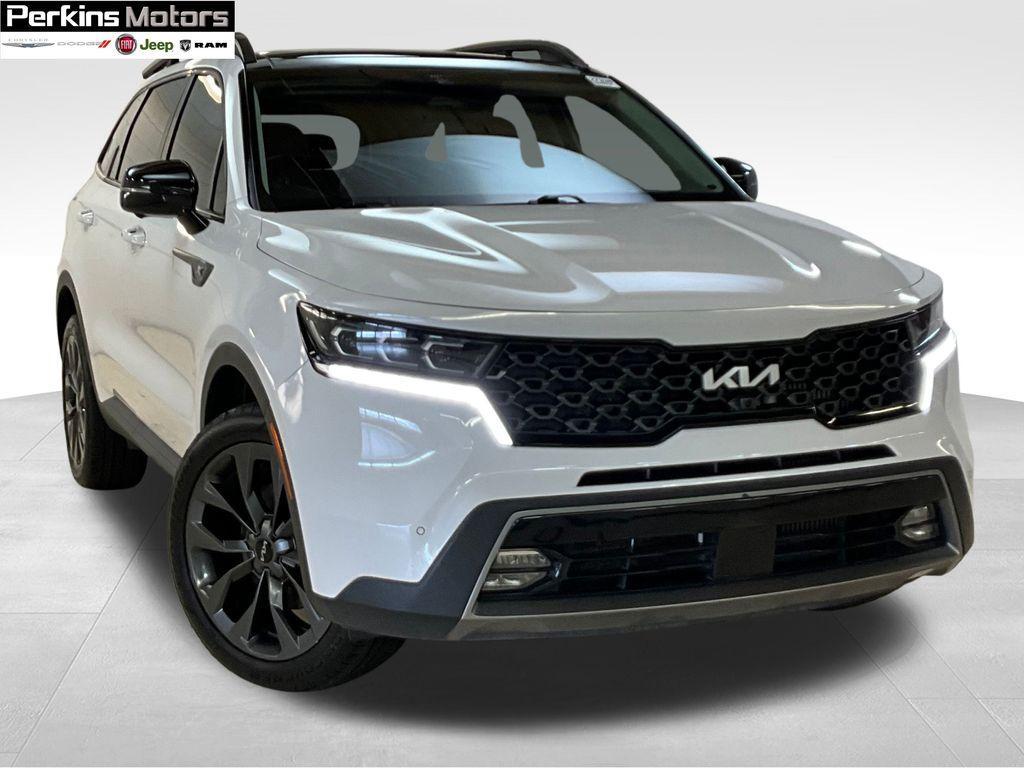 used 2022 Kia Sorento car, priced at $27,894