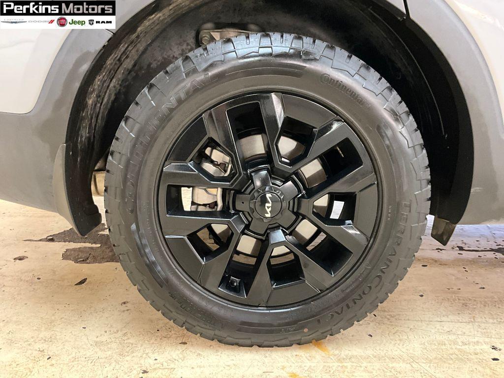used 2024 Kia Telluride car, priced at $43,194