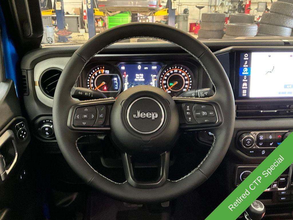 new 2025 Jeep Gladiator car, priced at $41,986