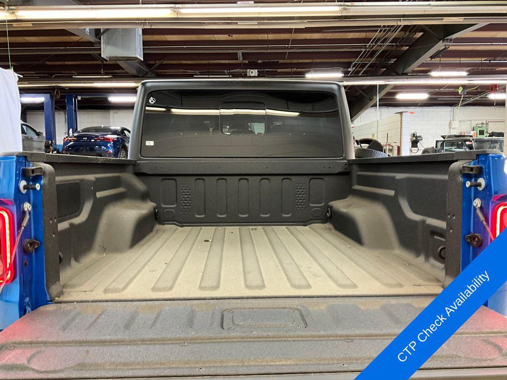 new 2025 Jeep Gladiator car, priced at $43,486