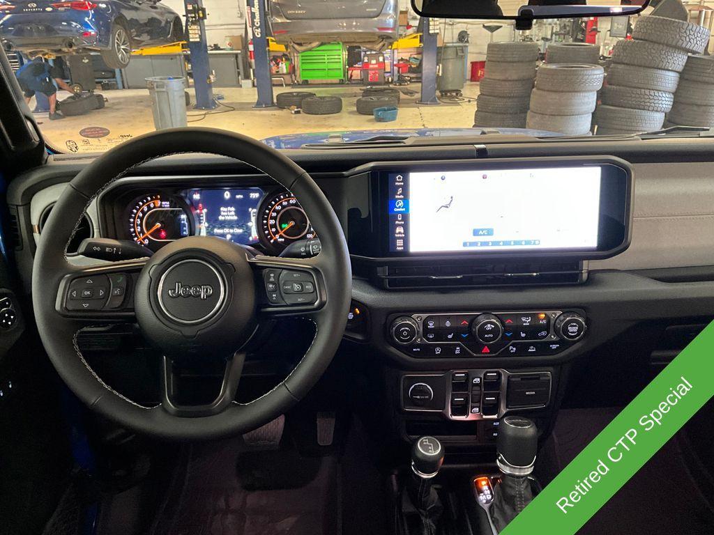 new 2025 Jeep Gladiator car, priced at $41,986