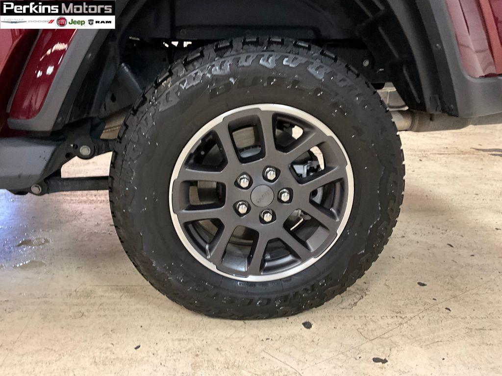 used 2021 Jeep Gladiator car, priced at $36,456