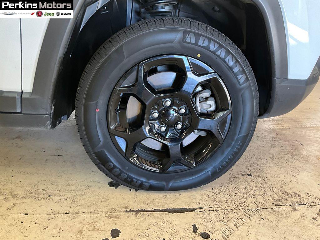 used 2023 Jeep Compass car, priced at $25,044