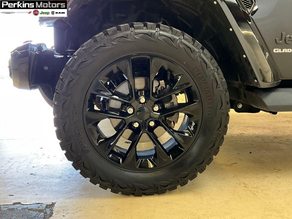 used 2021 Jeep Gladiator car, priced at $34,913