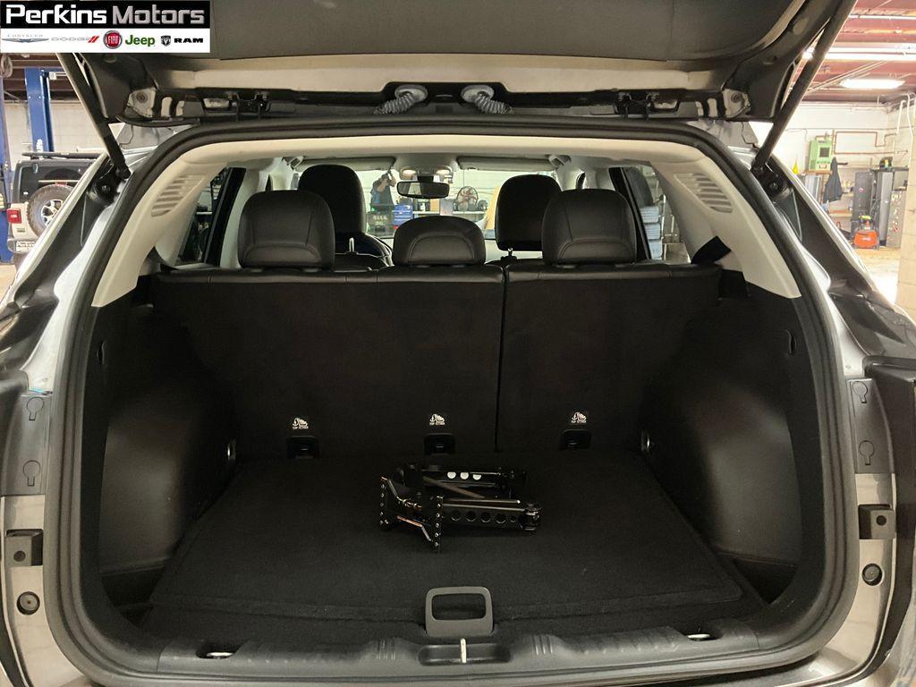 used 2019 Jeep Compass car, priced at $20,598