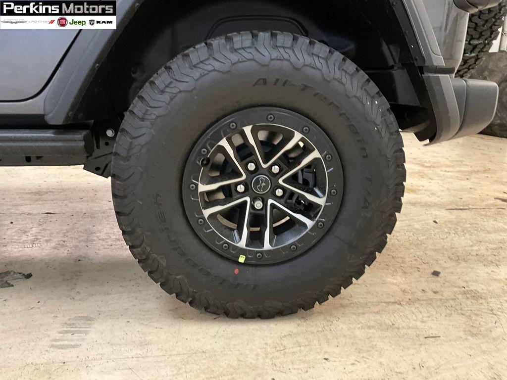 new 2025 Jeep Wrangler car, priced at $52,528