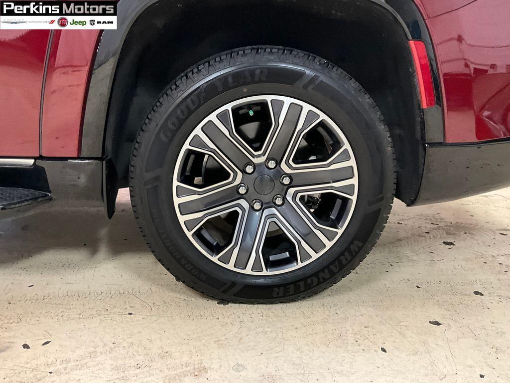 used 2024 Jeep Wagoneer L car, priced at $46,843